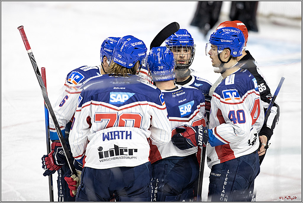 PENNY DEL;  Koelner Haie - Adler Mannheim; Koeln, 02.01.2022